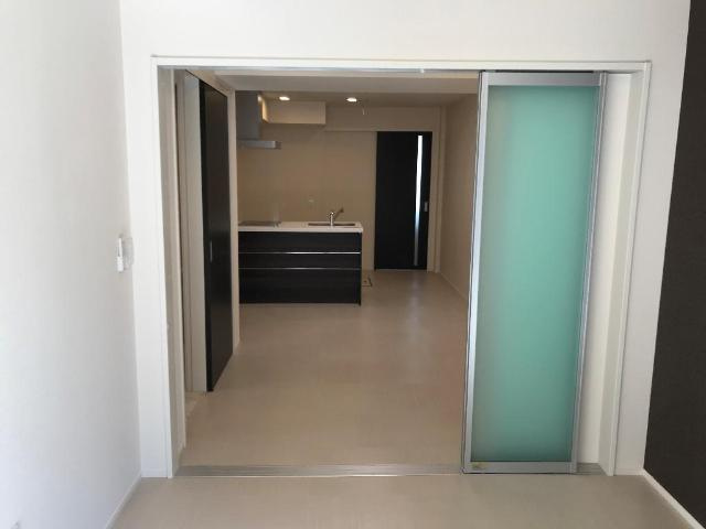 ディモーラの内装|洋室