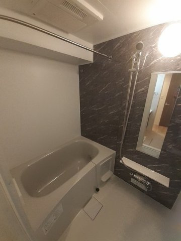 ジェントリー　ウエストの浴室