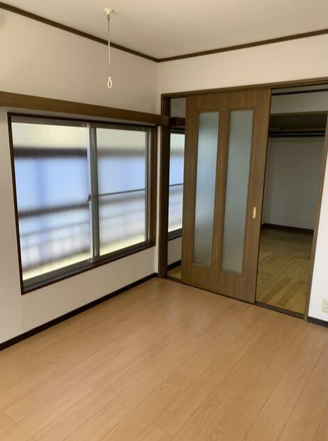 杉並区高円寺南３丁目のアパートの居間・リビング