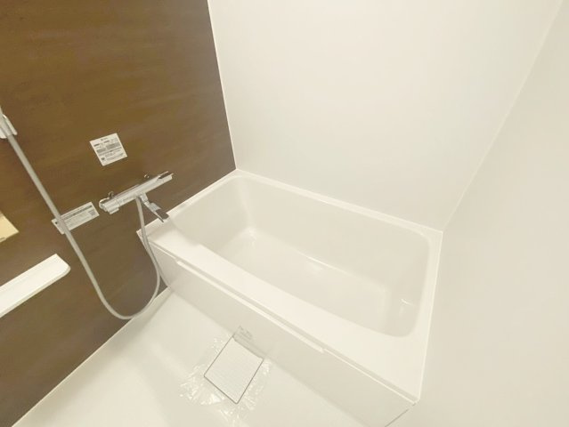 メゾンドルフの浴室|お風呂で日々の疲れを落としましょう