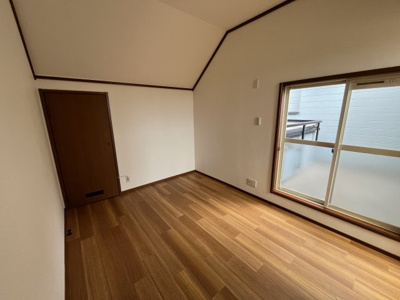 【洋室】 | 井吹台東町３丁目中古テラス | 3階の洋室6帖