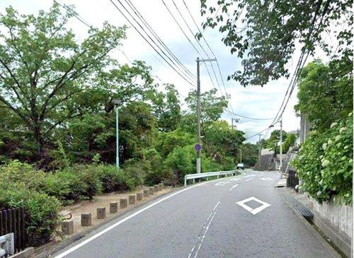 甲陽園西山町　の前面道路含む現地写真|閑静な住宅地で叶える穏やかな新生活