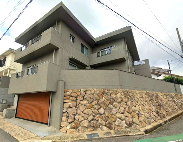 宝塚市千種4丁目の外観