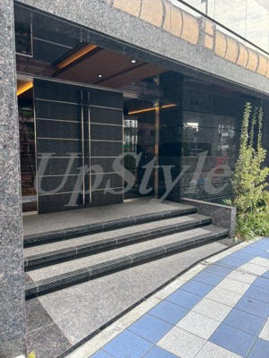 【エントランス】 | ラフィスタ金町