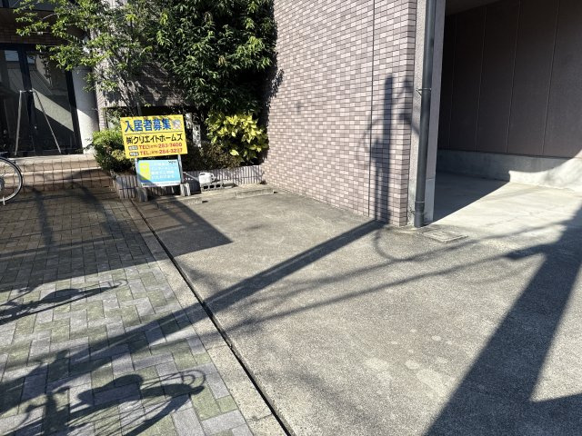セリエ八代の駐車場