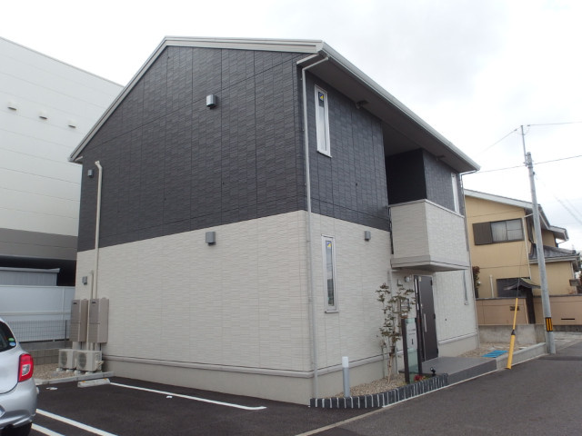 ヴィレッタ岡崎の外観