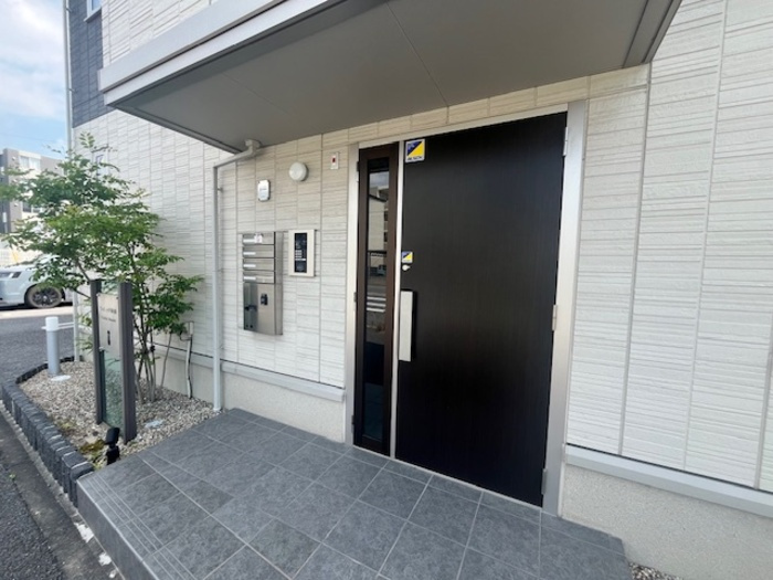 ヴィレッタ岡崎のエントランス