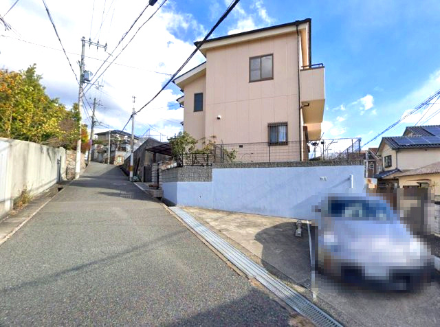 長田区片山町5丁目　の駐車場