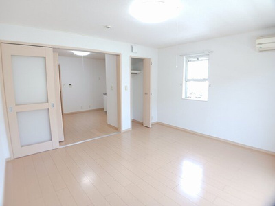 【内装】 | ソレイユ