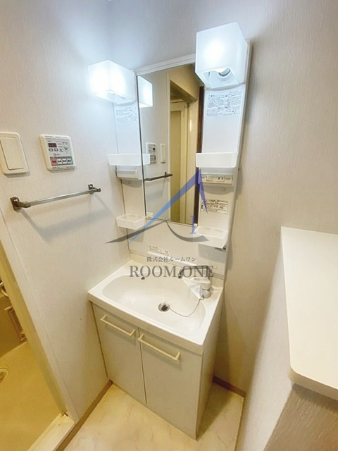 ＡＲＴＥＳＳＩＭＯ　ＲＩＬＬＩＡの洗面所|洗面台です。