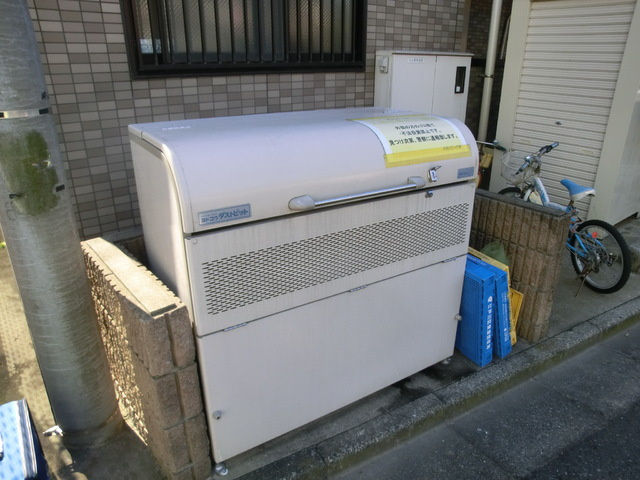 グランドールのその他共用部分|便利な敷地内ゴミ置き場。