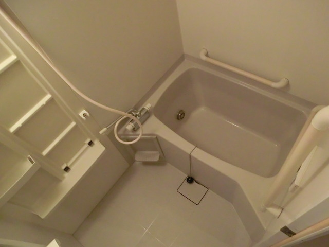 グランドールの浴室|広いバスルームです！