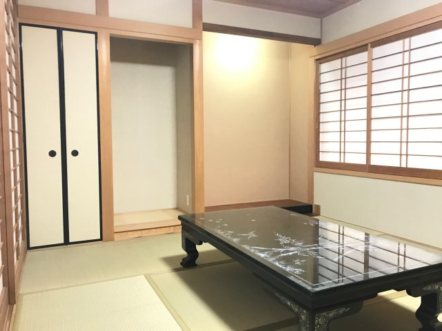 堺市中区深井清水町　中古戸建の和室