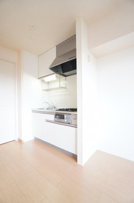 【キッチン】 | プレジールⅢ | ※同物件、同タイプの写真です。