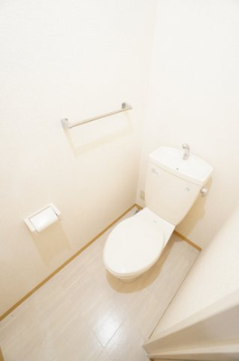 【トイレ】 | プレジールⅢ | ※同物件・同タイプの写真です。