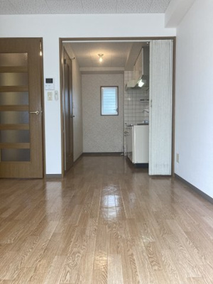 【居間・リビング】 | グランディ本江Ⅰ