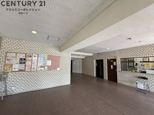 逆瀬川パークマンションのエントランス