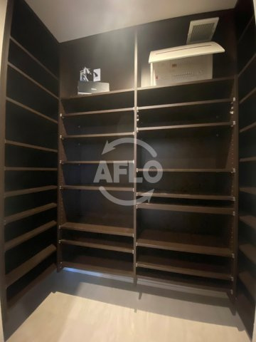 グランドメゾン上町台レジデンスタワーの収納|グランドメゾン上町台レジデンスタワー　シューズボックス