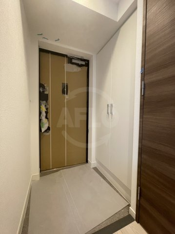 MELDIA CREST TAPP NAMBA-WESTの玄関|MELDIA　CREST　TAPP難波WEST（メディアクレストタップ難波ウエスト）　玄関