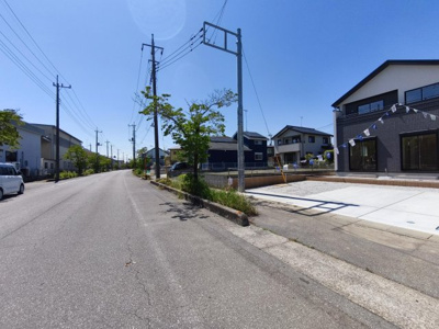 【前面道路含む現地写真】 | Blooming Garden羽生市南羽生1丁目