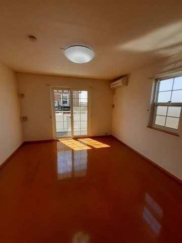 セレーノの居間・リビング