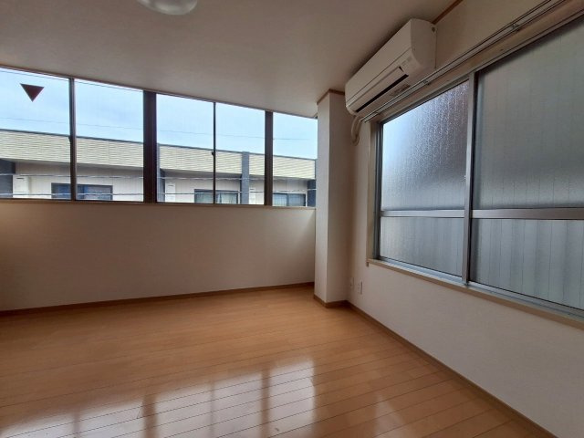 【洋室】 | 佐藤ビル
