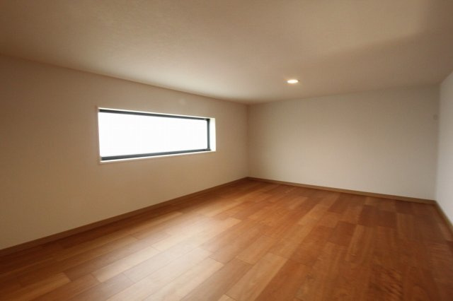 南国市里改田　新築戸建【2階リビング】の収納|ロフト　18.63㎡