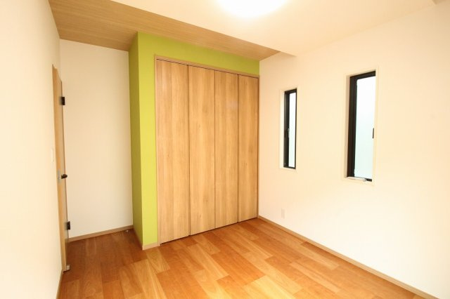 南国市里改田　新築戸建【2階リビング】の洋室|１階　5.2帖