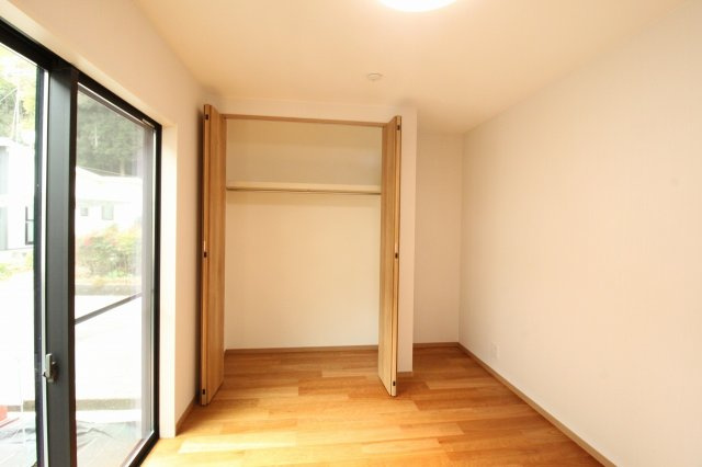 南国市里改田　新築戸建【2階リビング】の収納|１階　5.9帖