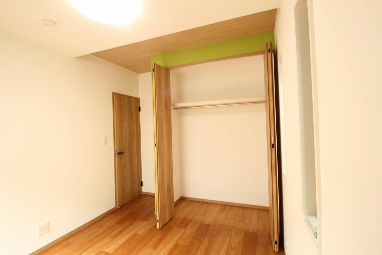 南国市里改田　新築戸建【2階リビング】の収納|１階　5.2帖