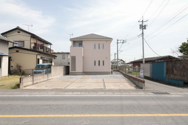 高崎市楽間町　中古住宅【４LDK・弊社売主】の外観|建物外観を気になさる方へ、見た目の良い物件です