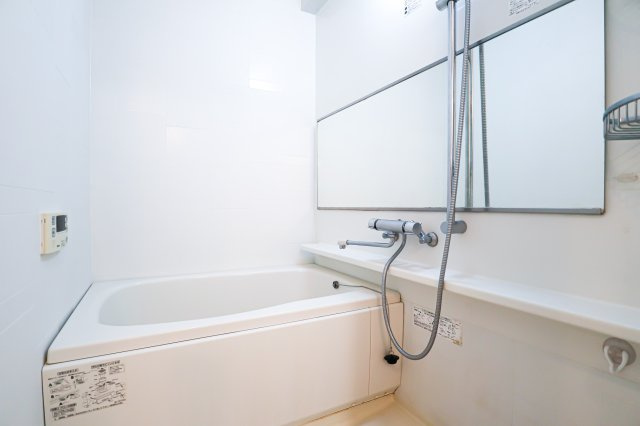 アレクサスイル・ビアンコ　8階の浴室|別号室のものです。現状優先となります。