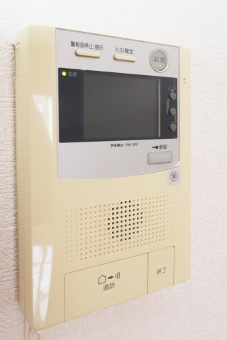 アレクサスイル・ビアンコ　8階のセキュリティ|別号室のものです。現状優先となります。