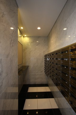 アレクサスイル・ビアンコ　8階のその他共用部分