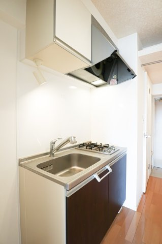 アレクサスイル・ビアンコ　8階のキッチン|別号室のものです。現状優先となります。