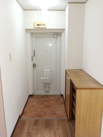 101716355_11_0_0_3.jpg?t=