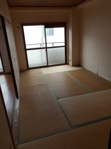 ブランベール大久保の和室