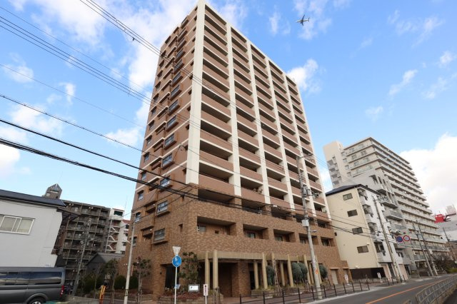 ファミール京橋アクアウィズの外観