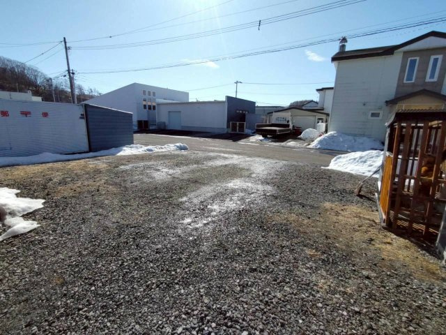 河畔4丁目　中古住宅の駐車場|駐車スペース