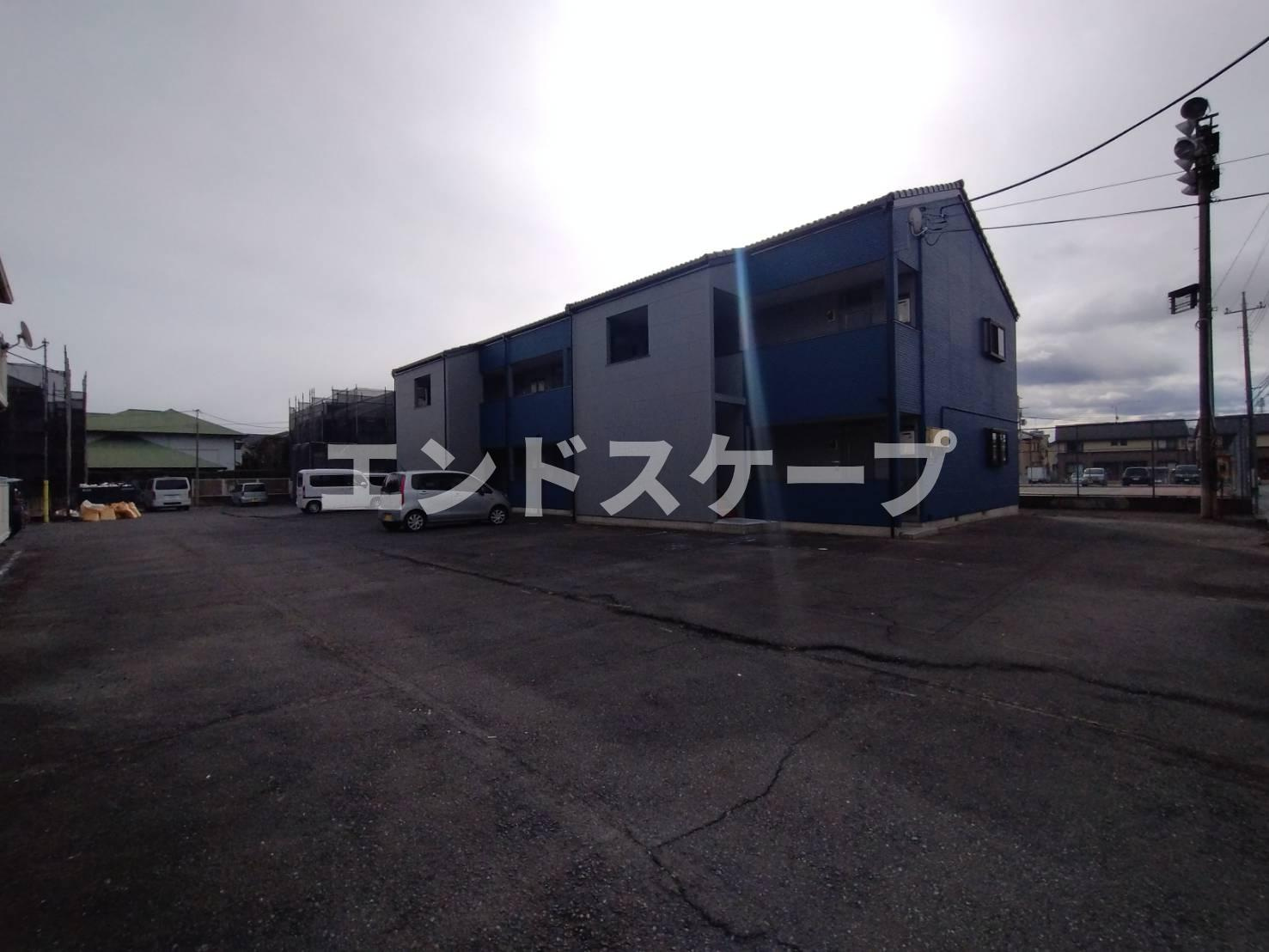 ランド・ワンの駐車場