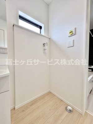 【ランドリースペース】 | 浜松市中央区豊町 2期 新築一戸建て 2号棟 | 洗濯機置き場です