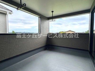 【バルコニー】 | 浜松市中央区豊町 2期 新築一戸建て 2号棟 | 陽当たり良好なバルコニーです