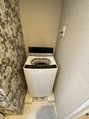 【洗面所】 | L-IDEA MINAMIHORIE | L-IDEA MINAMIHORIE(リデア南堀江）　室内洗濯機置き場