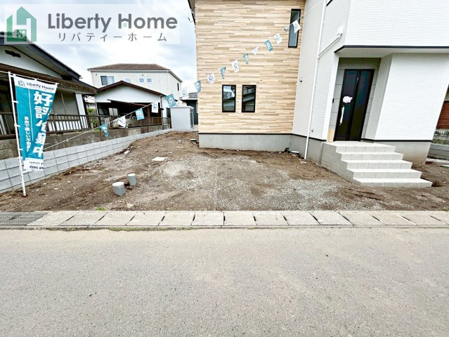 水戸市吉沢町３期　新築戸建の駐車場