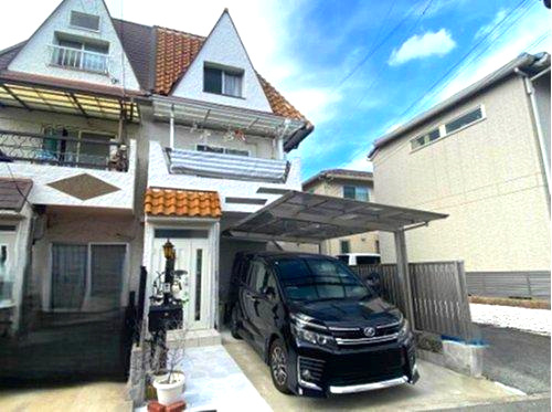 西宮市伏原町　の駐車場|車種により、2台駐車可能
