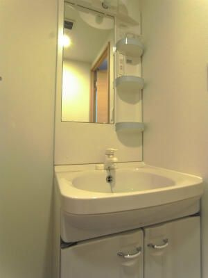 リブリ・プラセールのその他