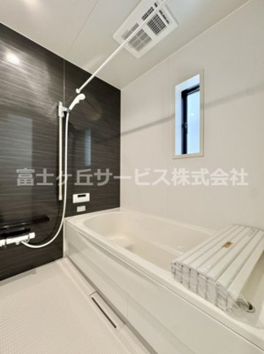 【浴室】 | 浜松市中央区豊町 2期 新築一戸建て 4号棟 | 日々の疲れを癒すお風呂付です