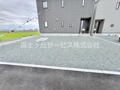 【駐車場】 | 浜松市中央区豊町 2期 新築一戸建て 4号棟 | 駐車場の用意があります