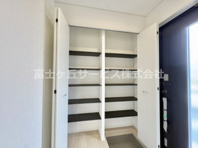 【収納】 | 浜松市中央区豊町 2期 新築一戸建て 4号棟 | 大きなスペースがあり、収納には困りません