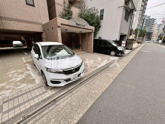 万宝マンションの駐車場
